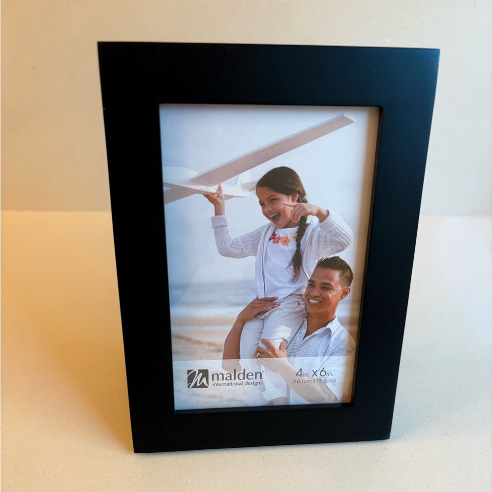 Malden Black Frame 4x6 - Picture 3 of 3